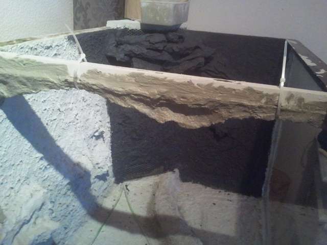 112536coll77_0_82_20131215_13.jpg